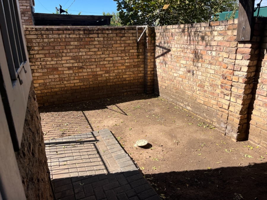 2 Bedroom Property for Sale in Potchefstroom South North West